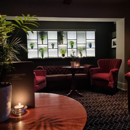 The Lion Hotel Brewood Luaran gambar