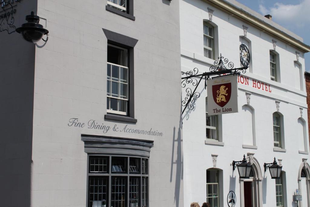 The Lion Hotel Brewood Luaran gambar