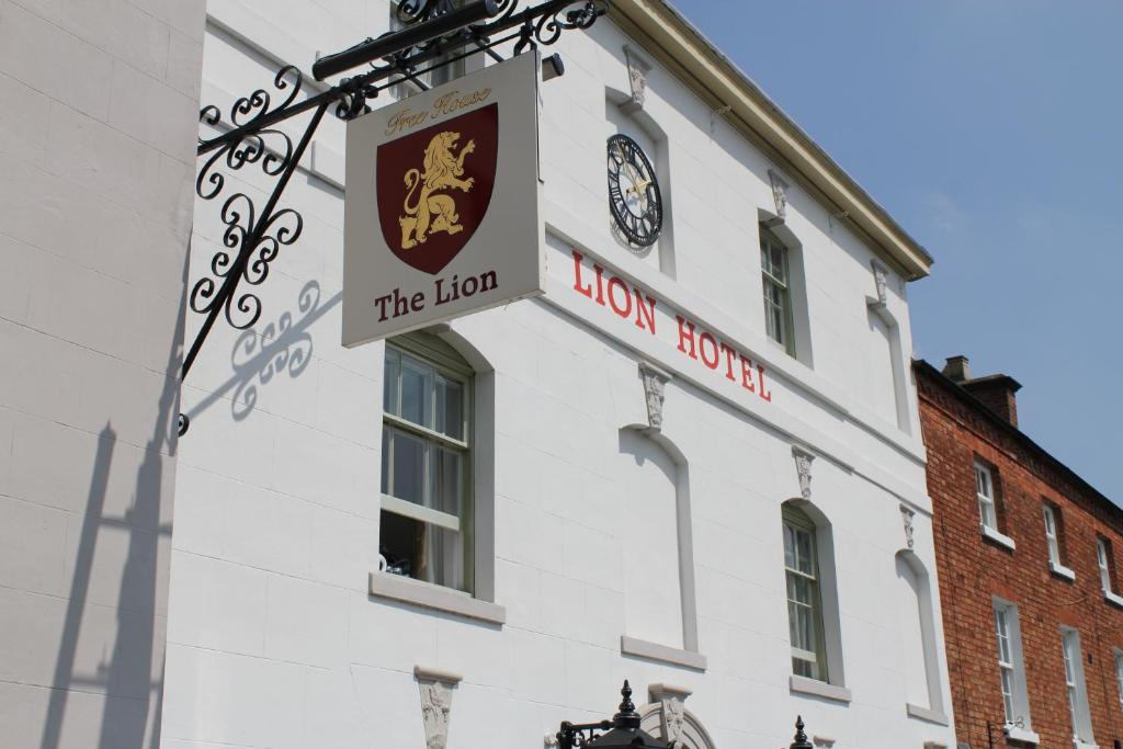 The Lion Hotel Brewood Luaran gambar